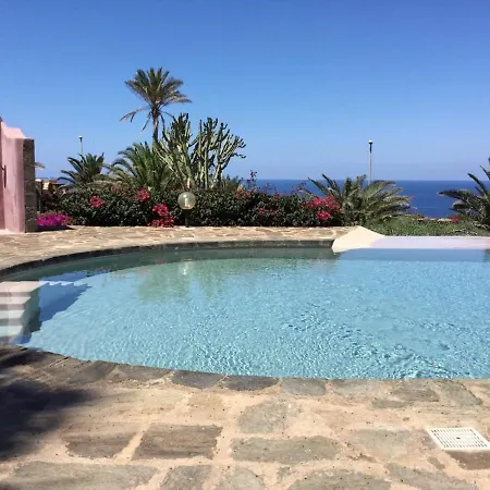 Holiday home Dammuso Gio