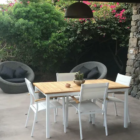Holiday home Dammuso Gio Campobello